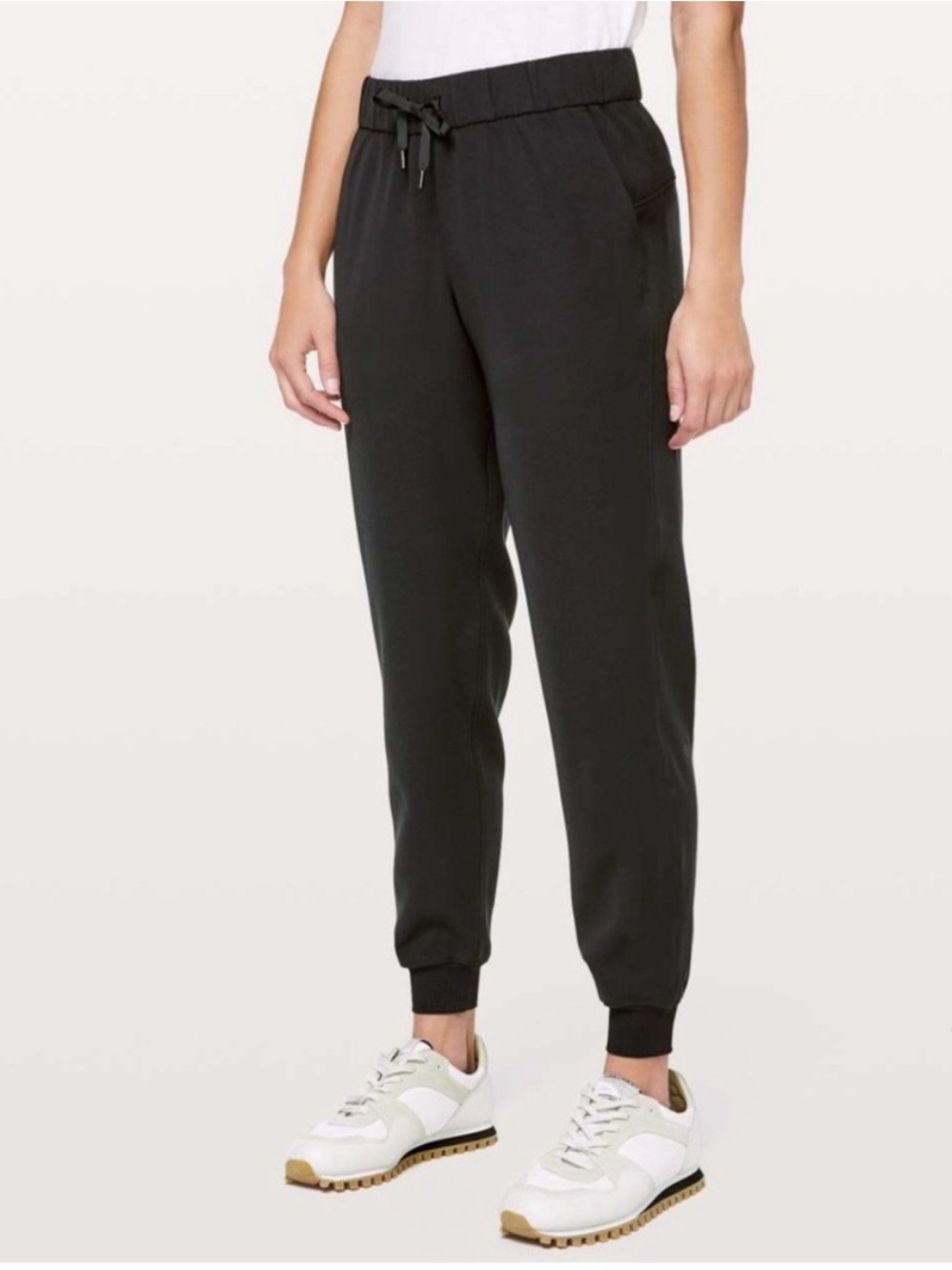 Lululemon On The Fly Jogger